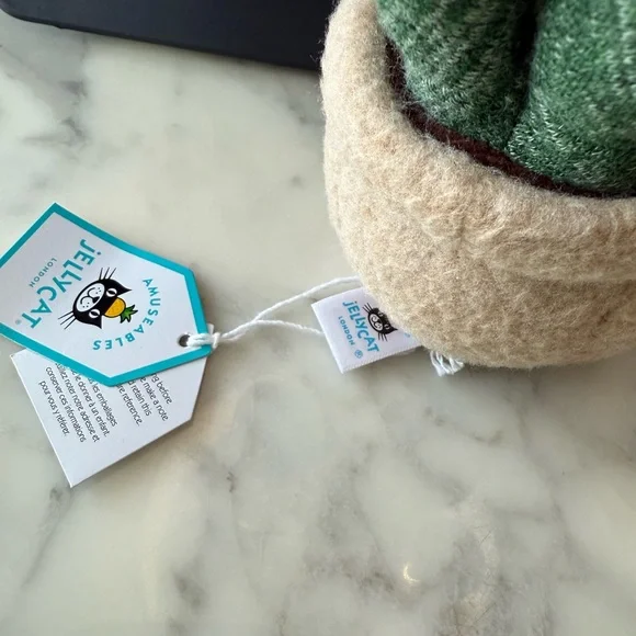 Jellycat aloe Vera